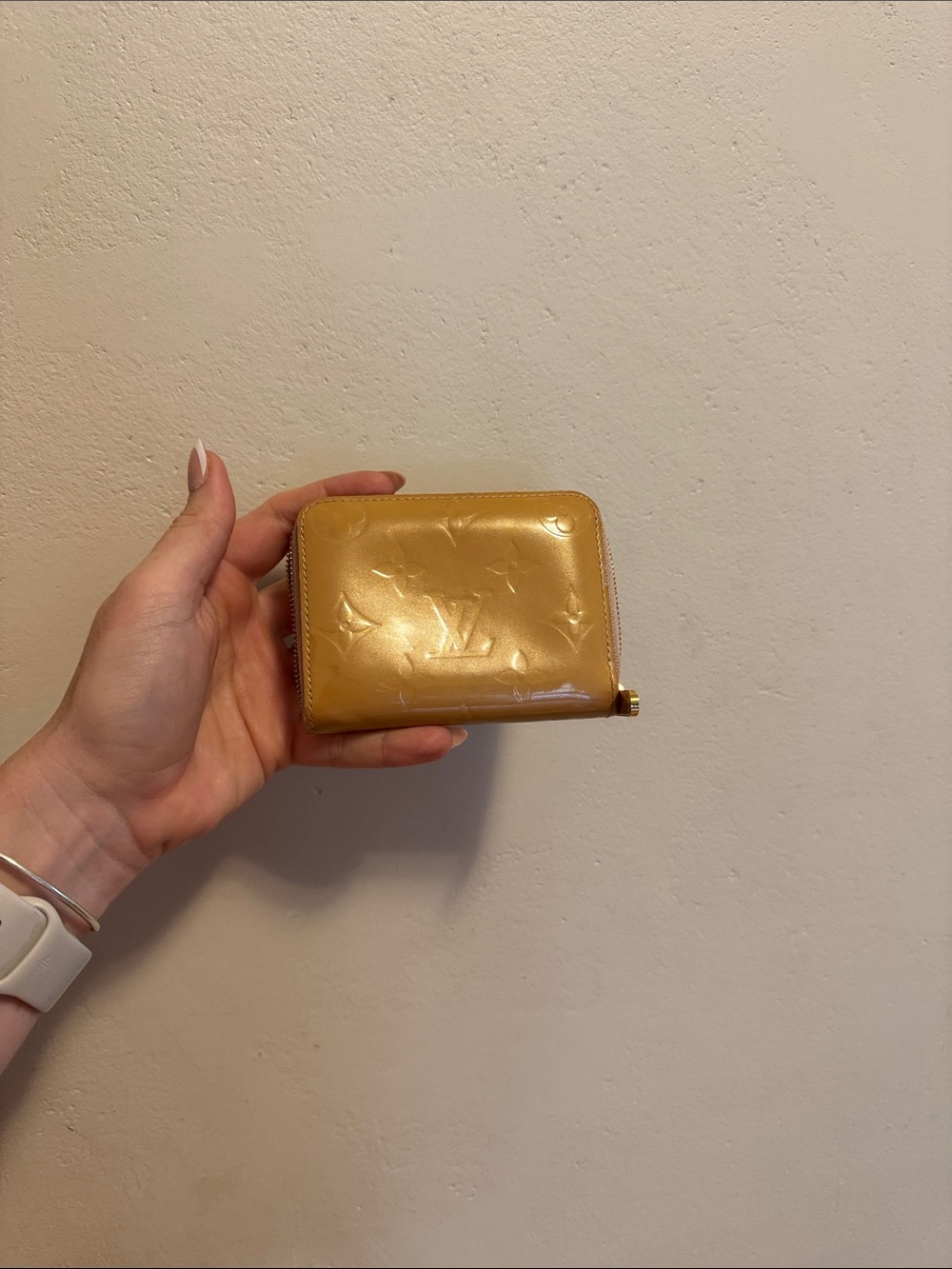 Louis Vuitton Mustard Vernis Zip Around Coin Purse w/ COA